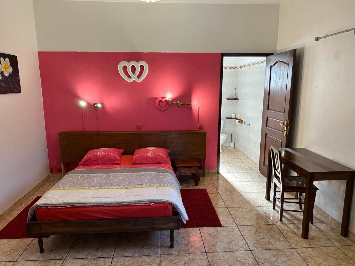 Bed and Breakfast Zoiseaux Pays Saint Pierre Exterior foto